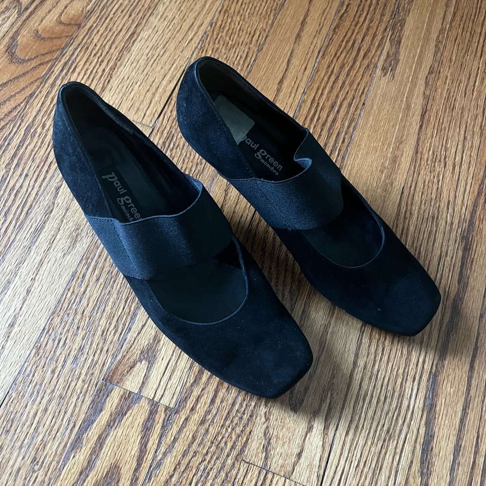 Paul Green Classic Black Pumps